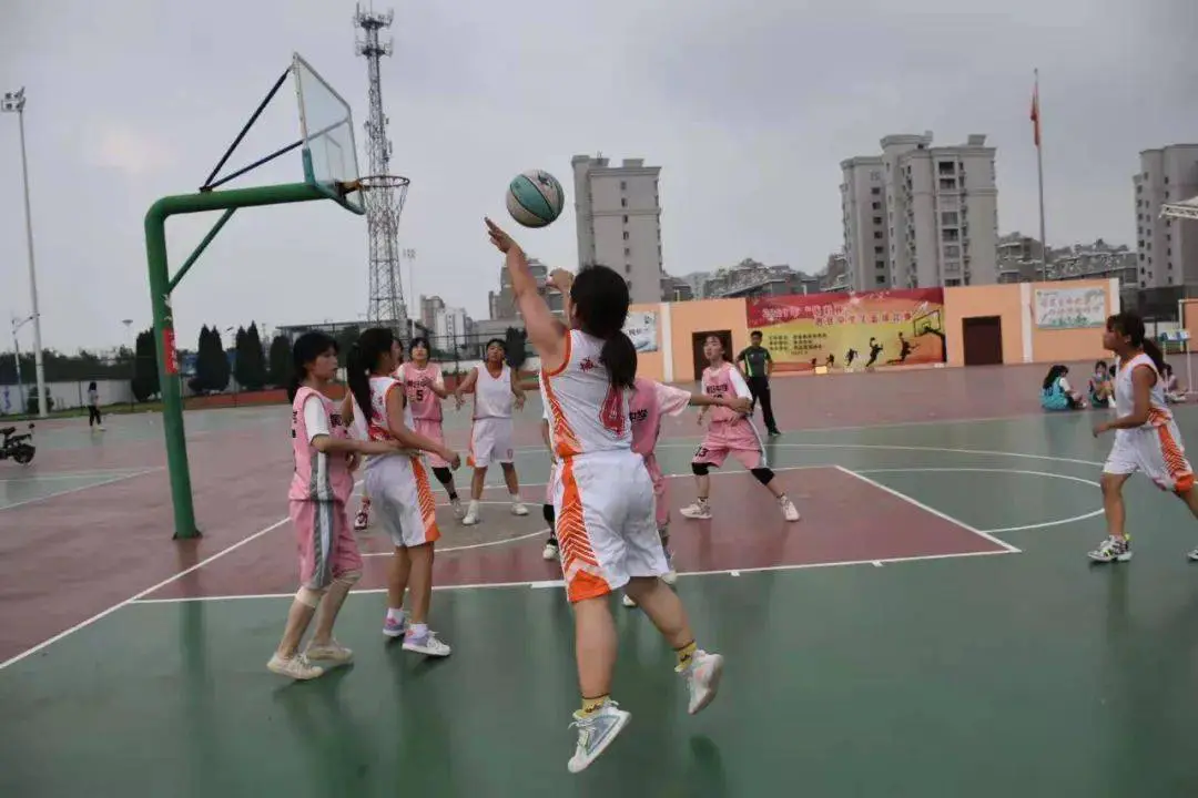 女性篮球运动员适用的特殊训练策略有哪些_0